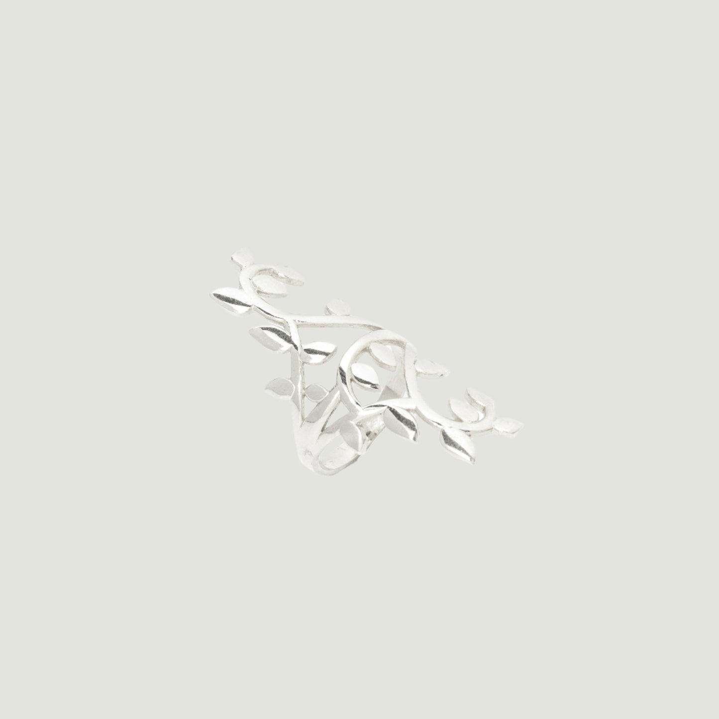 Rhodium plated in brass ring